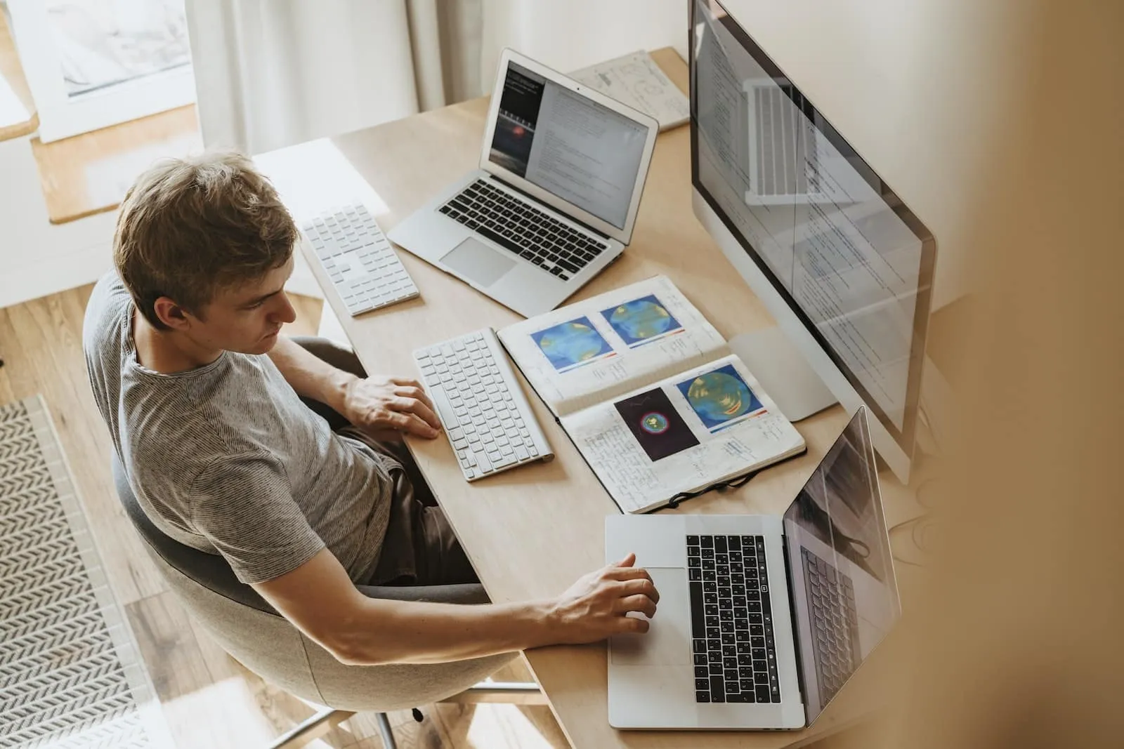la conservation des documents peut se faire electronquement par fois