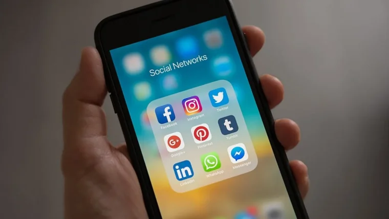 conseils social media
