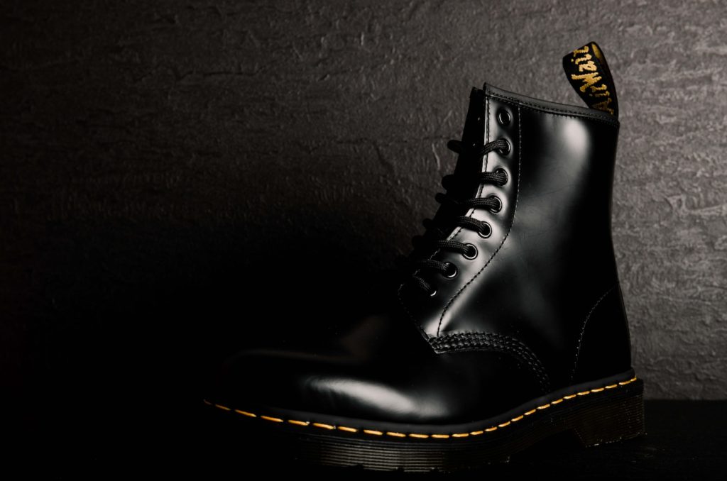 Exemple des chaussures Dr. Martens